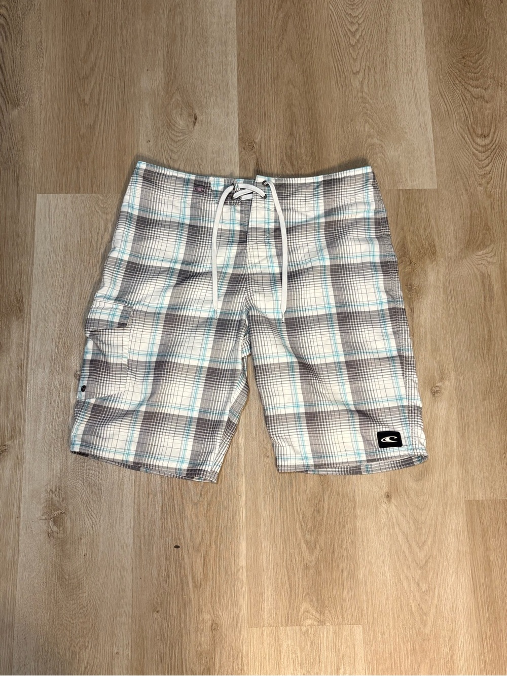 O'Neill Teal & White Plaid Swim Trunks SZ 32 Board Shorts Skater Grunge Summer
